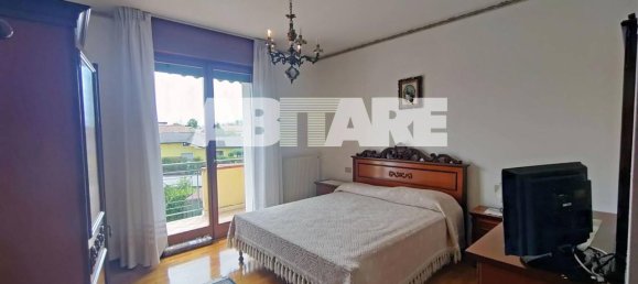 4 rooms Apartment in Salgareda, Italy No. 68518 10