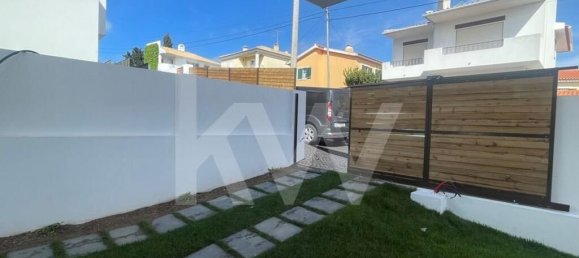 3 bedrooms Villa in Cascais, Portugal No. 166623 19