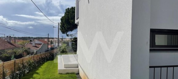 3 bedrooms Villa in Cascais, Portugal No. 166623 26