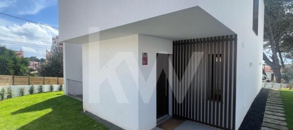3 bedrooms Villa in Cascais, Portugal No. 166623 22