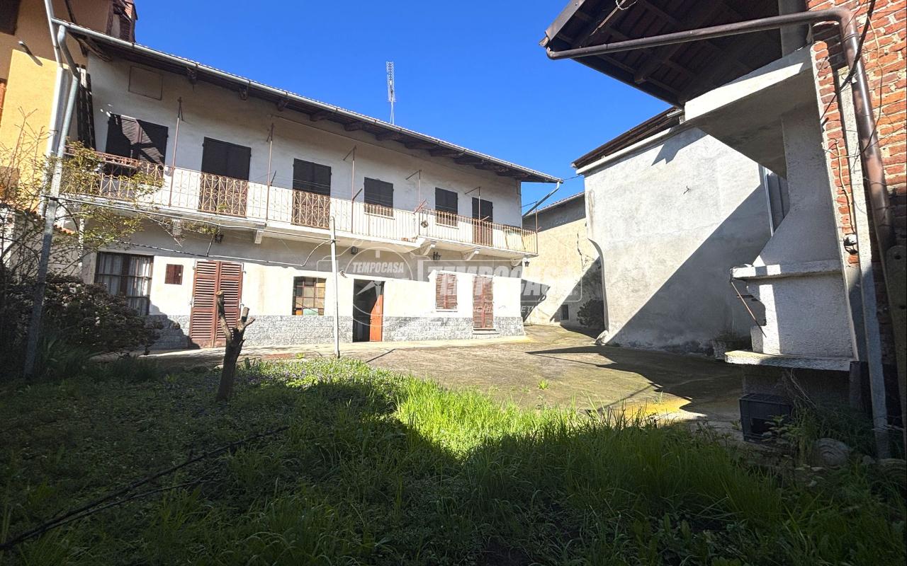 5-salle Maison à Mazzè, Italy No. 38595