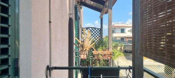 3 rooms Apartment in Pozzuoli, Italy No. 54020 37