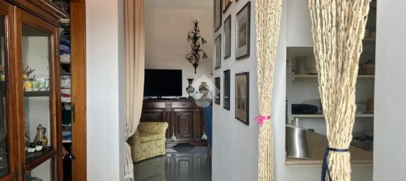 3 rooms Apartment in Pozzuoli, Italy No. 54020 27