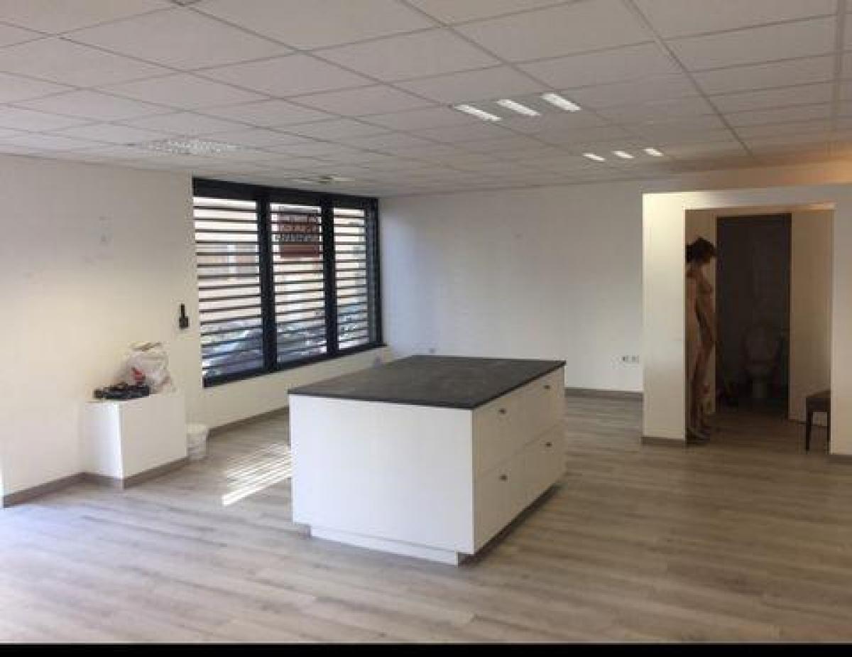 Fábrica em Marseille, France 55 m² N.º 18845