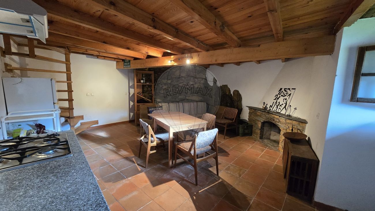 2 bedrooms House in Seia, Portugal No. 29782