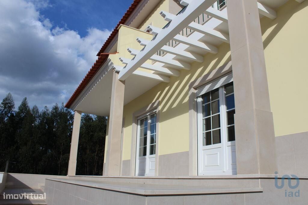 4 bedrooms Villa in Caldas da Rainha, Portugal No. 108793