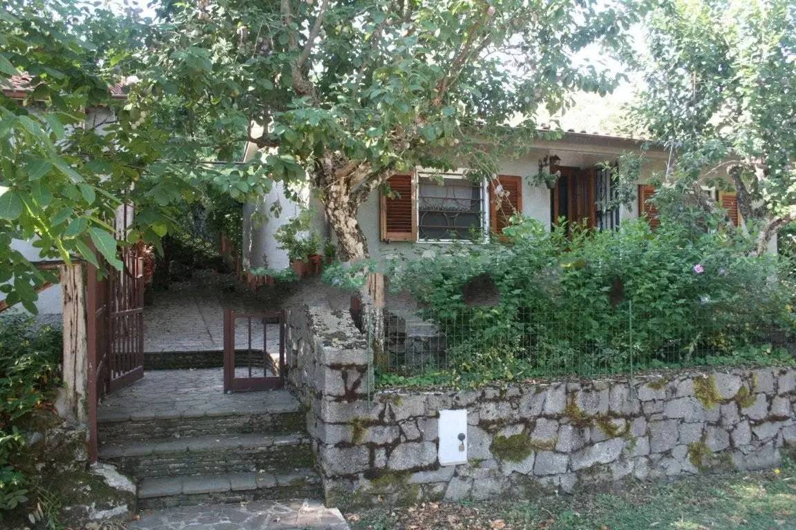 3 rooms House in Bolotana, Italy No. 127610