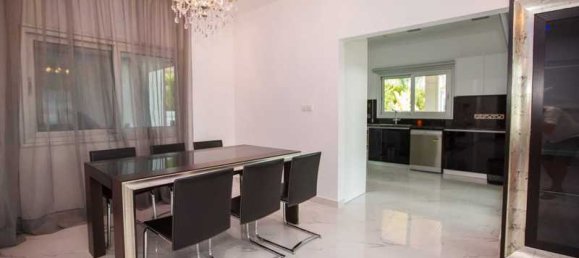 4 Schlafzimmer Haus in Agios Tychonas, Cyprus, Nr. 7188 10