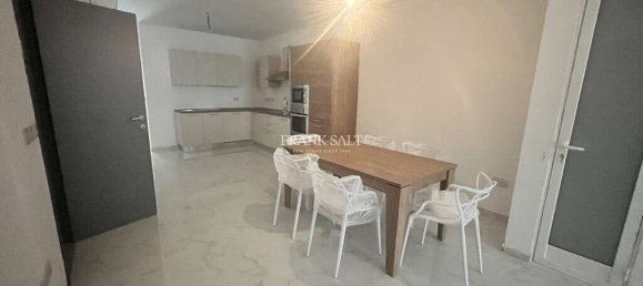 1 bedroom Maisonette in Fgura, Malta No. 8165 2