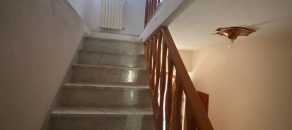 Дом с 2 комнатами в Колли а Вольтурно, Италия № 298222 4