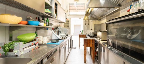  عقار تجاري في Milan, Italy 100متر مربع رقم 271156 21