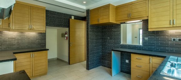 4 Schlafzimmer Villa in Jumeirah Park, UAE, Nr. 4410 12