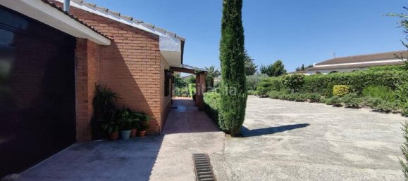 4 bedrooms House in El Molar, Spain No. 143116 16