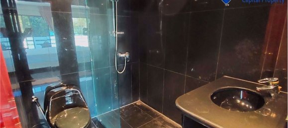 5 bedrooms Bungalow in Pattaya, Thailand No. 5121 9