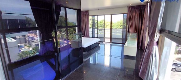 5 bedrooms Bungalow in Pattaya, Thailand No. 5121 18