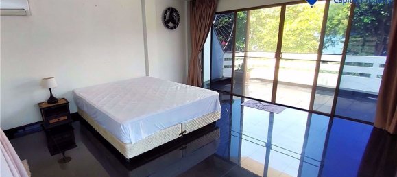 5 bedrooms Bungalow in Pattaya, Thailand No. 5121 2