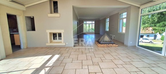 Замки и поместья с 8 комнатами в Аминьи-Руи, Франция № 81923 6