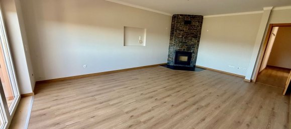 3 bedrooms House in Salir de Matos, Portugal No. 76160 12