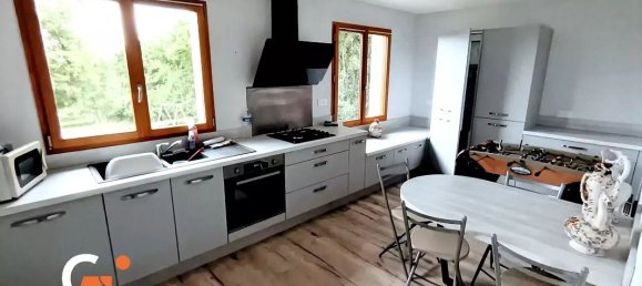 3 bedrooms House in Pont-Audemer, France No. 357489 6