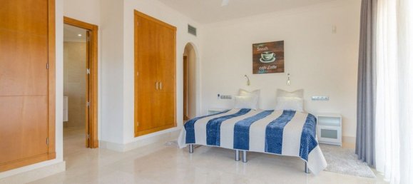 3 Schlafzimmer Wohnung in Marbella, Spain, Nr. 93063 28