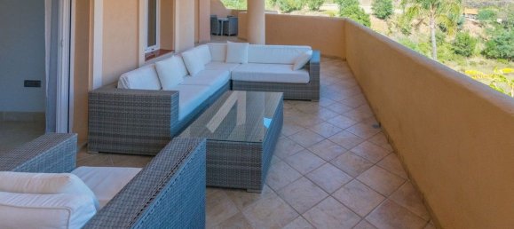 3 Schlafzimmer Wohnung in Marbella, Spain, Nr. 93063 9