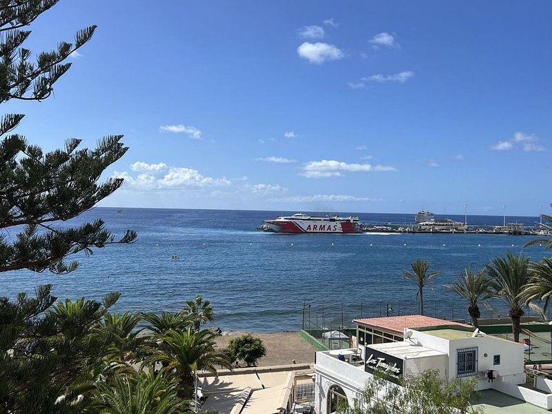 1 bedroom Apartment in Arona, Spain No. 235528