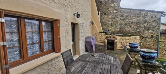 3 rooms Townhouse in Villefranche-du-Perigord, France No. 99131 16