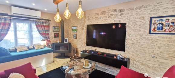 3 rooms Townhouse in Villefranche-du-Perigord, France No. 99131 17