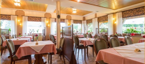 Café/restaurante de 4 dormitorios en Neuwied, Germany No. 191363 5