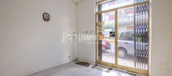 Склад 44м² в Мачерата, Италия № 264894 8
