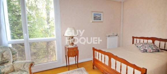 2 bedrooms Apartment in Maurepas, France No. 187278 3
