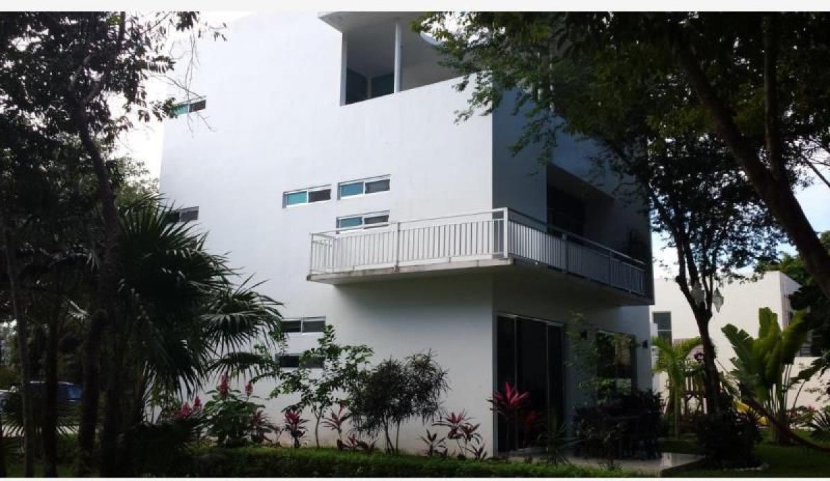 3 bedrooms House in Quintana Roo, Mexico No. 167545