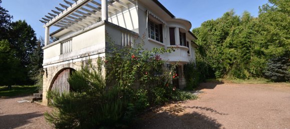 3 bedrooms House in La Chapelle-Montlinard, France No. 154425 4