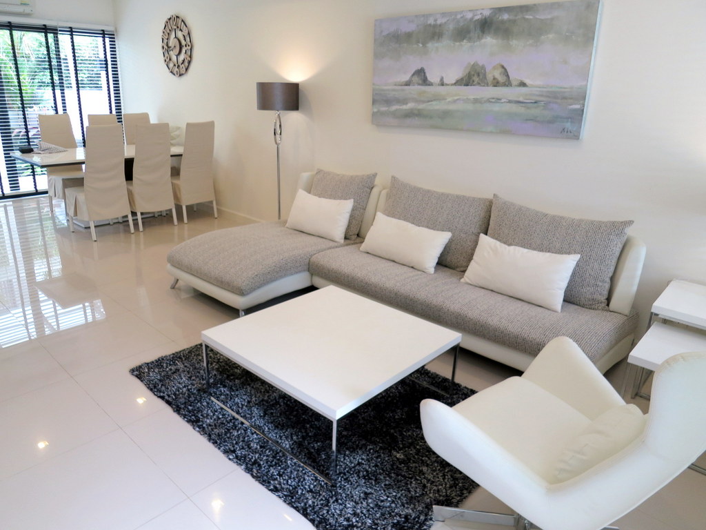 3 bedrooms Villa in Bang Tao, Thailand No. 8093