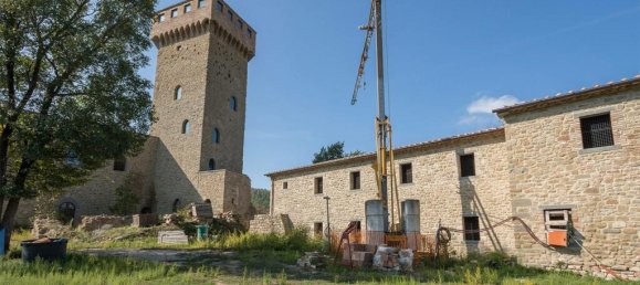 7 Schlafzimmer Schlösser in Passignano sul Trasimeno, Italy, Nr. 53480 63