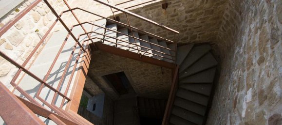 7 Schlafzimmer Schlösser in Passignano sul Trasimeno, Italy, Nr. 53480 39