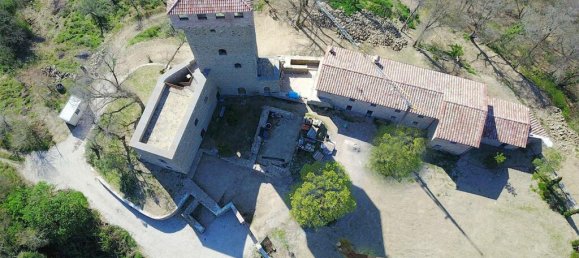 7 Schlafzimmer Schlösser in Passignano sul Trasimeno, Italy, Nr. 53480 2