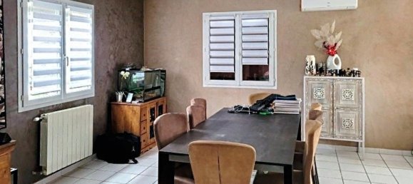 Casa T4 em Saint-Clair-du-Rhone, France N.º 197688 6