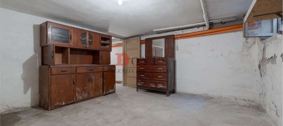 Gebäude in Mantua, Italy 209m², Nr. 310649 25