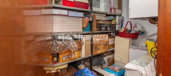 2 bedrooms Apartment in Turin, Italy No. 139756 22