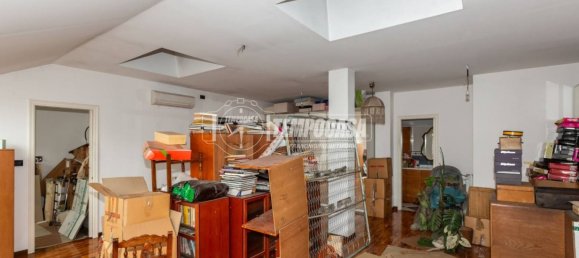 2 bedrooms Apartment in Turin, Italy No. 139756 13