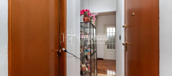2 bedrooms Apartment in Turin, Italy No. 139756 21