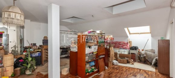 2 bedrooms Apartment in Turin, Italy No. 139756 12