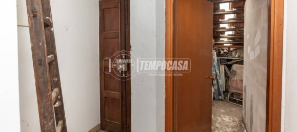 2 bedrooms Apartment in Turin, Italy No. 139756 20