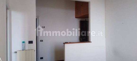Apartamento de 2 dormitorios en Savona, Italy No. 70726 4