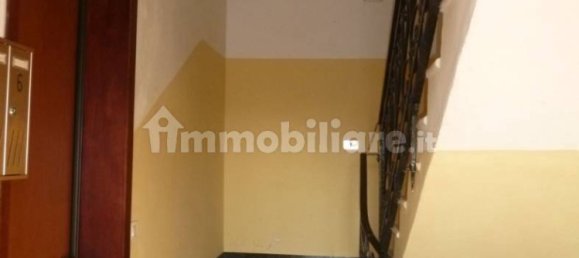 Apartamento de 2 dormitorios en Savona, Italy No. 70726 2