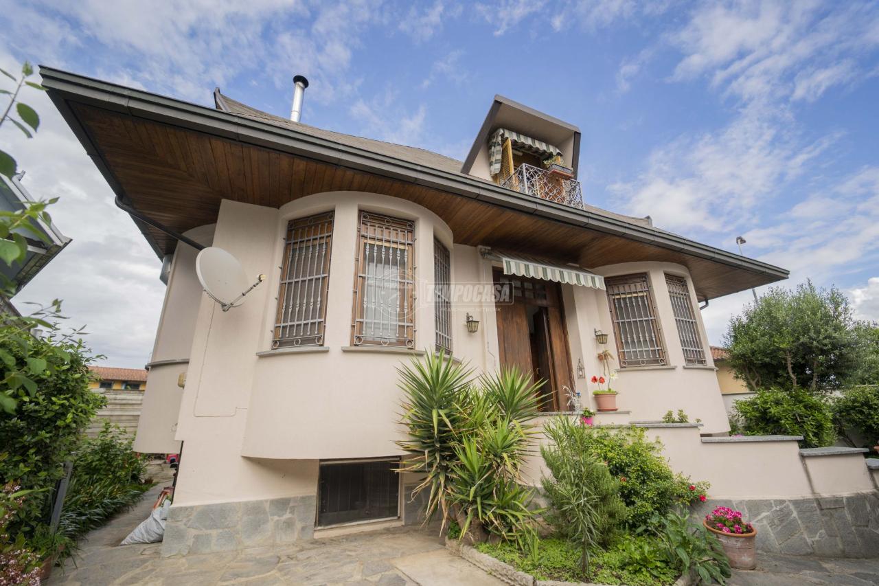 6-salle Villa à Garlasco, Italy No. 107881