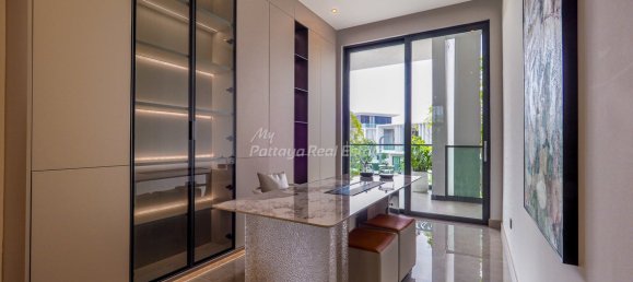 4 bedrooms Cafe / restaurant in Pattaya, Thailand No. 8419 15