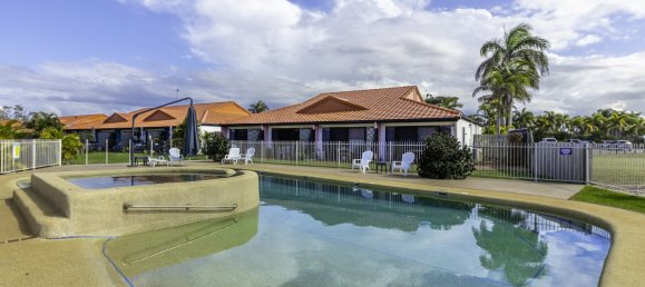 1 bedroom Villa in Coral Cove, Australia No. 336 2