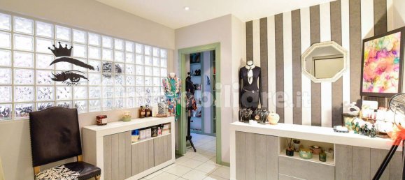 4-Zimmer Gewerbliche Immobilie in Lecco, Italy, Nr. 323700 4